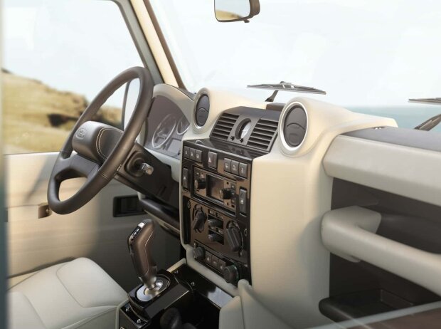 Land Rover Land Rover