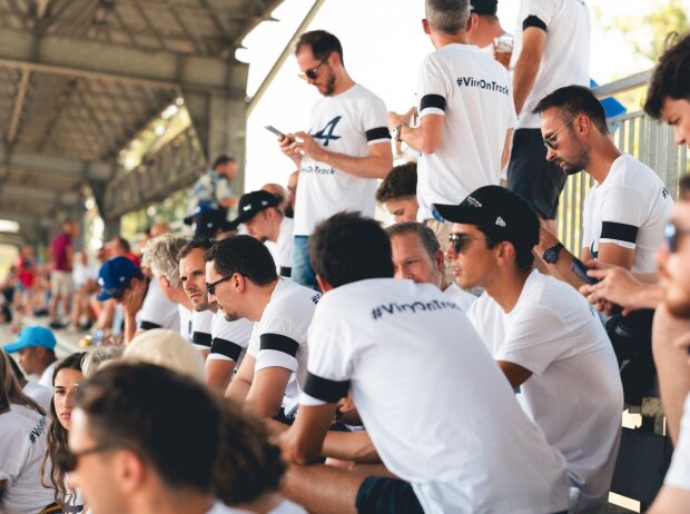 Die Stimmung auf der Tribüne ist gut, im Werk weniger Die Stimmung auf der Tribüne ist gut, im Werk weniger