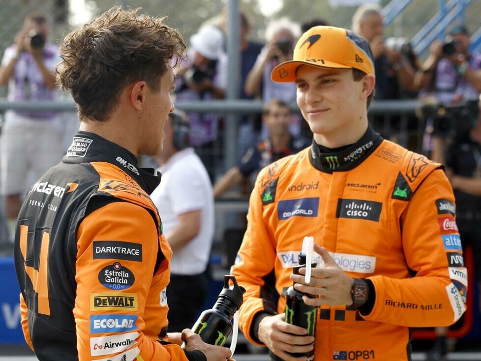 Lando Norris mit seinem McLaren-Teamkollegen Oscar Piastri in Monza 2024