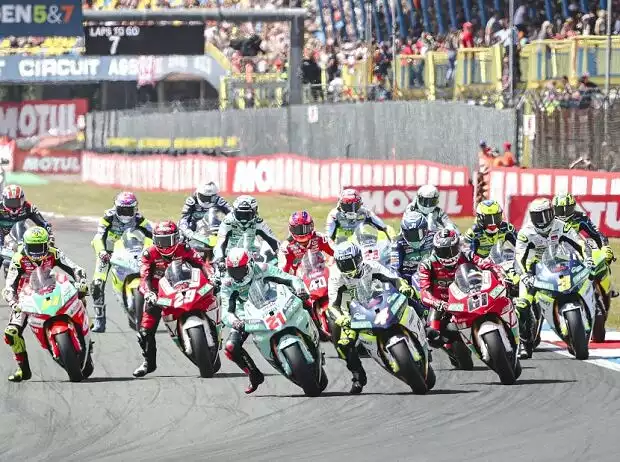 MotoE Start in Assen Titel-Bild zur News: MotoE Start in Assen