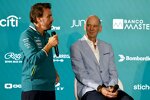 Fernando Alonso (Aston Martin) und Adrian Newey 