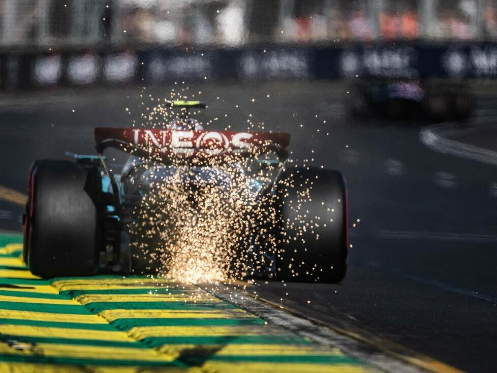 Lewis Hamilton im Mercedes W15 beim Formel-1-Rennen in Australien 2024