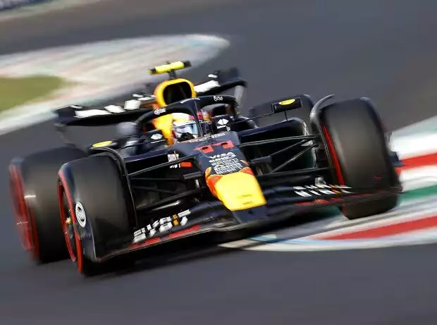 Sergio Perez im Red Bull RB20 beim Formel-1-Rennen in Monza 2024 Titel-Bild zur News: Sergio Perez im Red Bull RB20 beim Formel-1-Rennen in Monza 2024