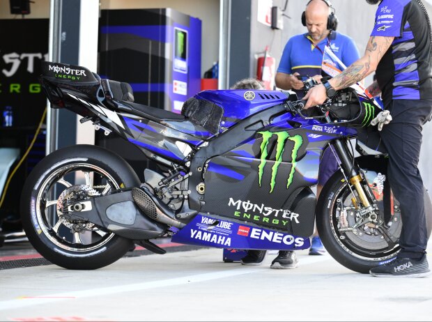 Yamaha YZR-M1 Yamaha YZR-M1