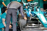 Felipe Drugovich (Aston Martin) testet die neuen Formel-1-Reifen für 2026