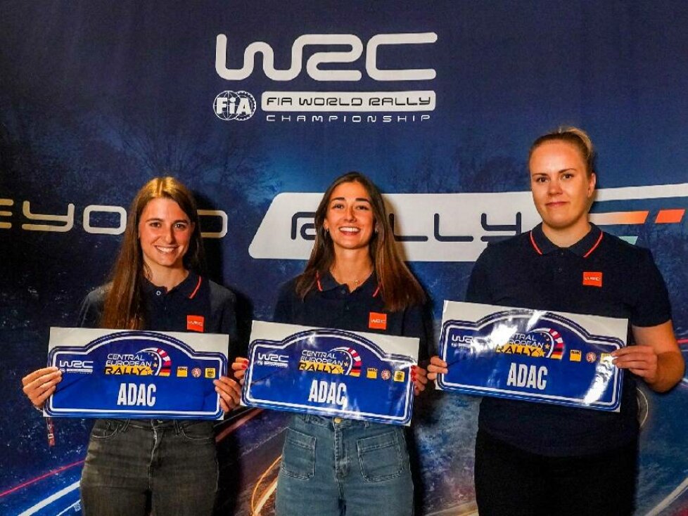 Claire Schönborn (links) ist eine der drei Finalistinnen des WRC-Förderprogramms