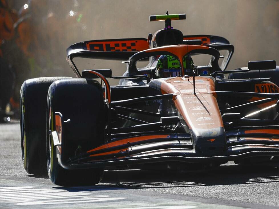Lando Norris im McLaren MCL38 beim Formel-1-Rennen in Baku 2024