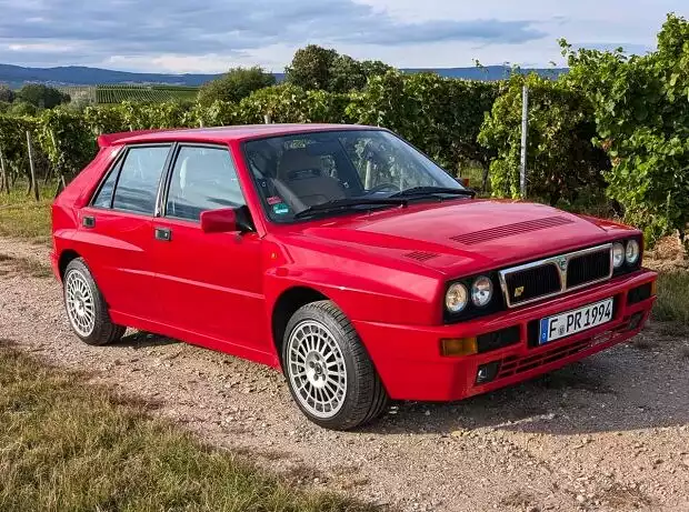 Lancia Delta Integrale HF (1994) Titel-Bild zur News: Lancia Delta Integrale HF (1994)