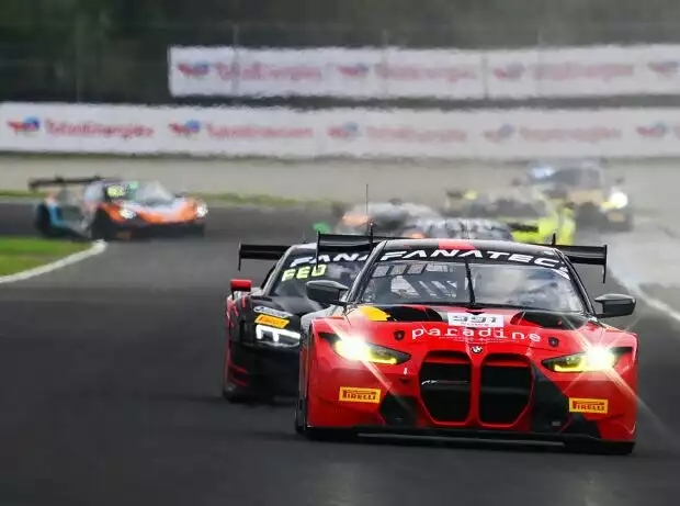 Titel-Bild zur News: Zu durstig: Die GT3-Boliden müssen beim GTWC-Rennen in Monza einen zusätzlichen Boxenstopp absolvieren