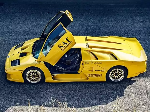 Der Lamborghini Diablo GT1 Stradale war der erste werksseitig von Lamborghini in Auftrag gegebene Rennwagen Titel-Bild zur News: Der Lamborghini Diablo GT1 Stradale war der erste werksseitig von Lamborghini in Auftrag gegebene Rennwagen