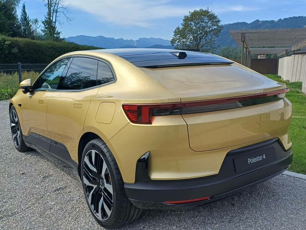 Polestar 4