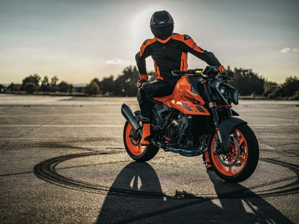 KTM1390 Duke