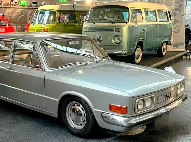 Volkswagen EA 128 (Jason Vogel Bilder) (10) Titel-Bild zur News: Volkswagen EA 128 (Jason Vogel Bilder) (10)