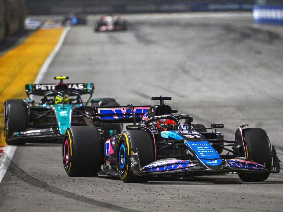 Esteban Ocon, Lewis Hamilton