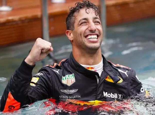 Daniel Ricciardo (Red Bull) nach dem Sieg beim Formel-1-Rennen in Monaco 2018 Titel-Bild zur News: Daniel Ricciardo (Red Bull) nach dem Sieg beim Formel-1-Rennen in Monaco 2018