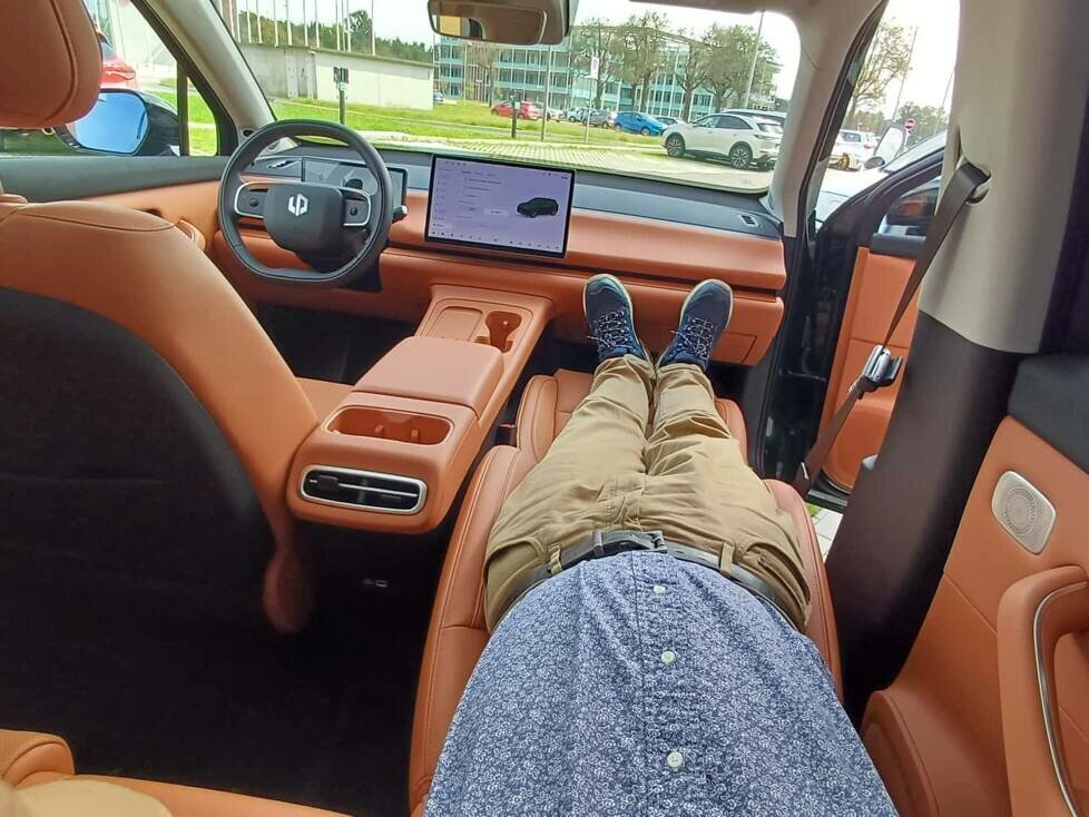 Leapmotor C10