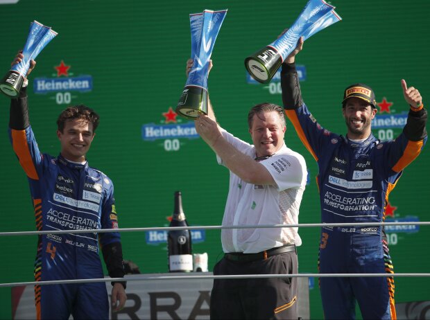 Lando Norris, Zak Brown, Daniel Ricciardo Lando Norris, Zak Brown, Daniel Ricciardo