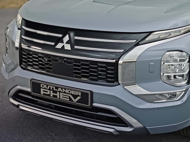 Mitsubishi Outlander (2025) Mitsubishi Outlander (2025)