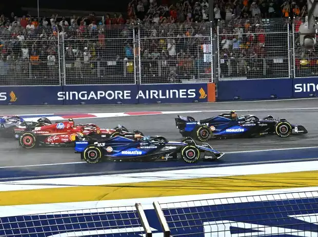 Alexander Albon, Franco Colapinto (Williams) am Start zum Formel-1-Rennen in Singapur Titel-Bild zur News: Alexander Albon, Franco Colapinto (Williams) am Start zum Formel-1-Rennen in Singapur