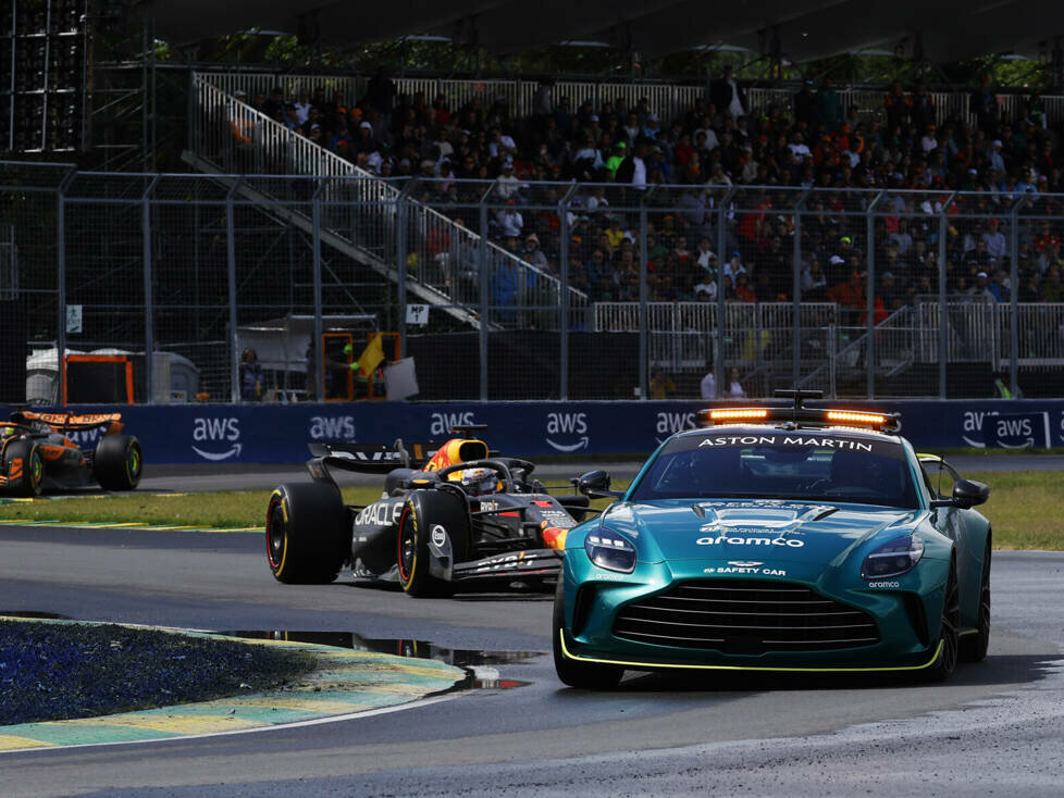 Das Safety-Car vor Max Verstappen beim Formel-1-Rennen in Kanada 2024