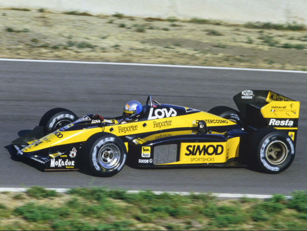 Alessandro Nannini (Minardi) beim Formel-1-Rennen in Spanien 1987