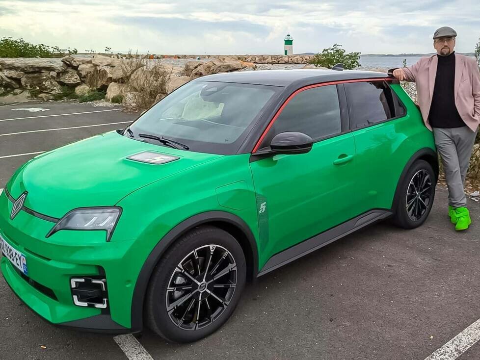 Renault 5 E-Tech Electric (2024)