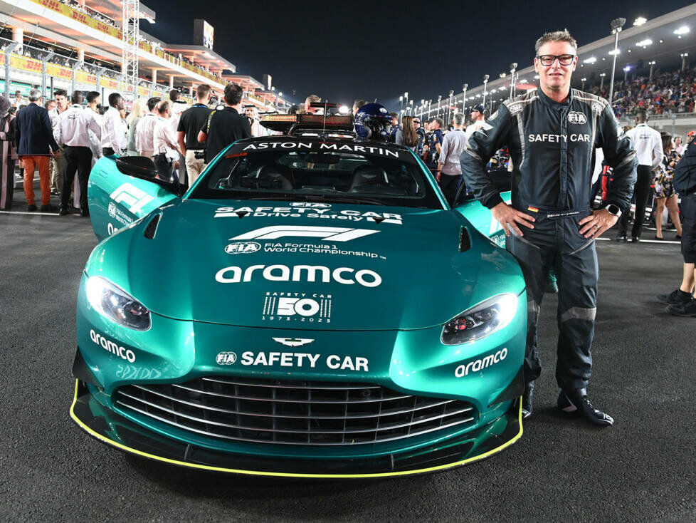 Seit der Saison 2000 steuert Bernd Mayländer das Safety-Car der Formel 1