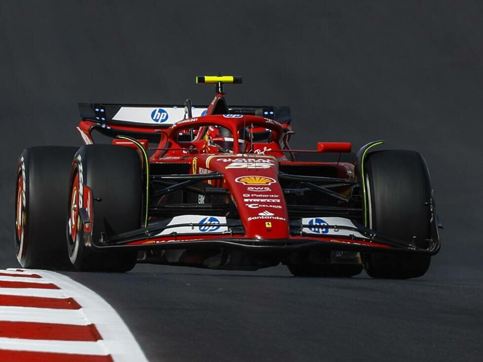 Carlos Sainz im Ferrari SF-24 beim Formel-1-Training in Austin 2024