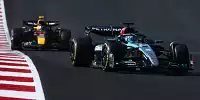George Russell (Mercedes W15) vor Sergio Perez (Red Bull RB20) beim Formel-1-Rennen in Austin 2024