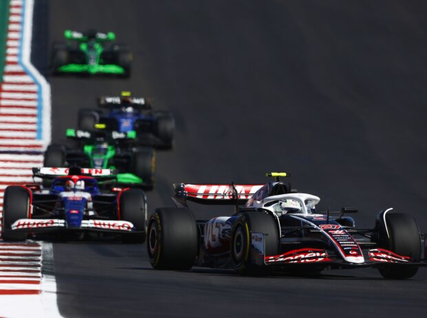 Grüne Gefahr: Mit Haas liegt Nico Hülkenberg aktuell deutlich vor Sauber Grüne Gefahr: Mit Haas liegt Nico Hülkenberg aktuell deutlich vor Sauber