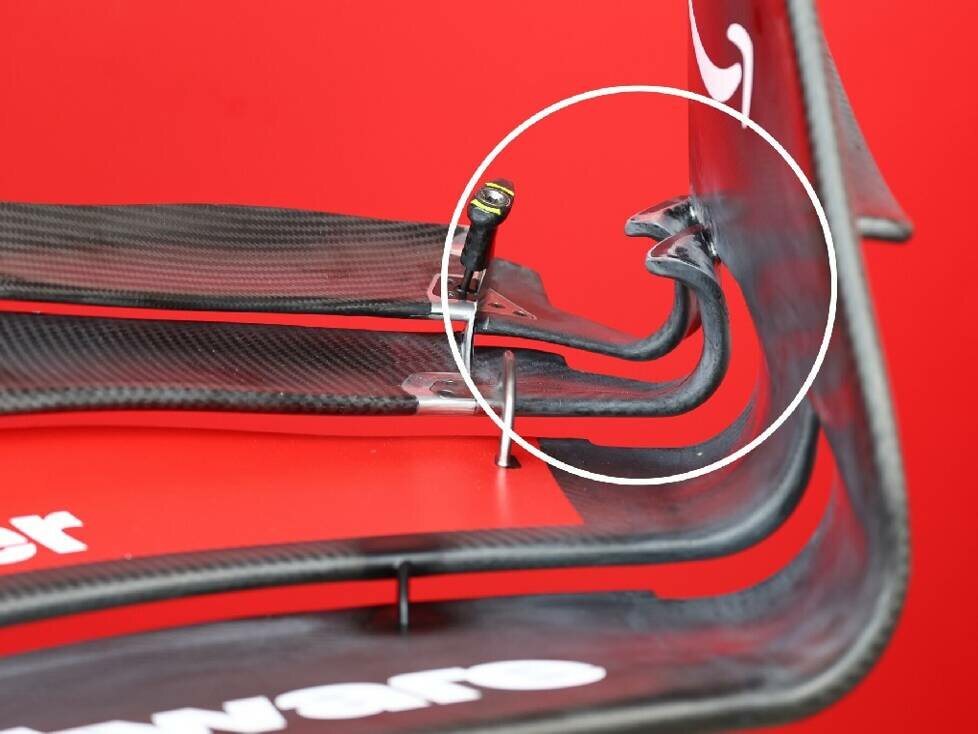 Ferrari-Frontflügel mit modifizierten Flaps in Austin 2024