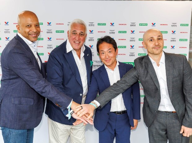 Yasser Mufti (Aramco), Lawrence Stroll (Aston Martin), Koji Watanabe (HRC) und Jamal Muashsher (Vakvoline) Yasser Mufti (Aramco), Lawrence Stroll (Aston Martin), Koji Watanabe (HRC) und Jamal Muashsher (Vakvoline)
