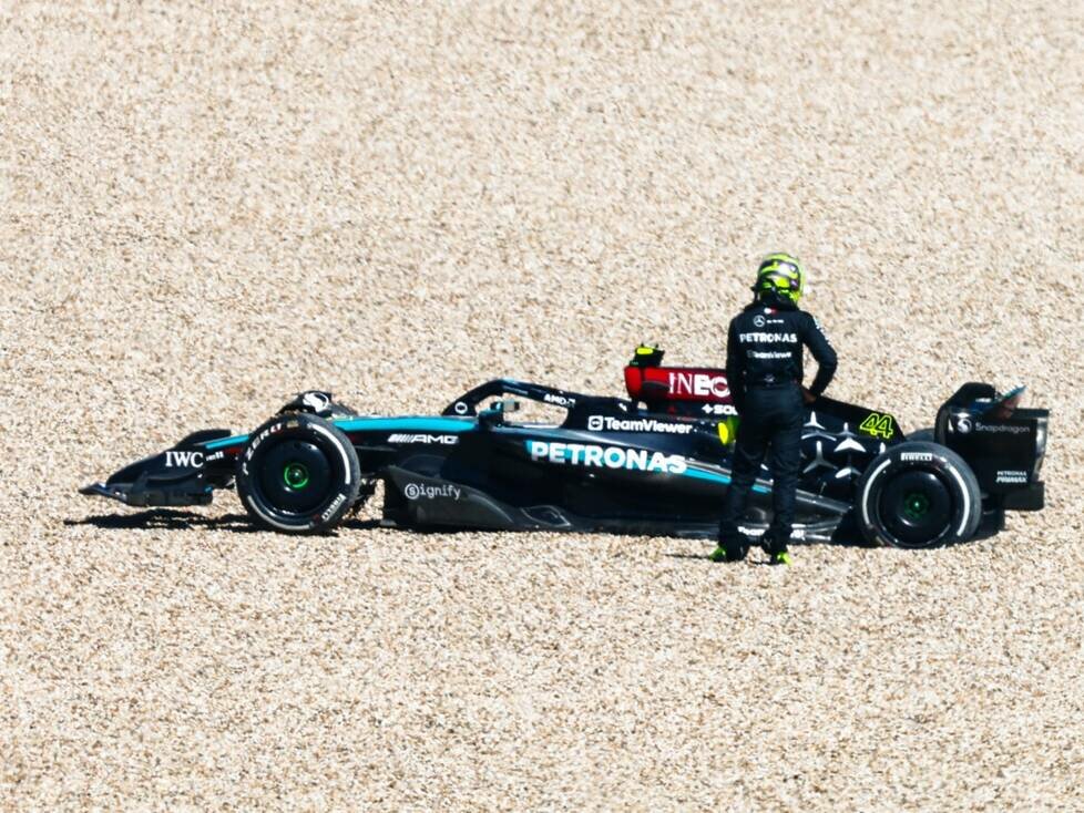 Lewis Hamilton nach seinem Abflug beim USA-Grand-Prix 2024 in Austin