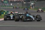 George Russell (Mercedes), Lewis Hamilton (Mercedes) und Kevin Magnussen (Haas) 