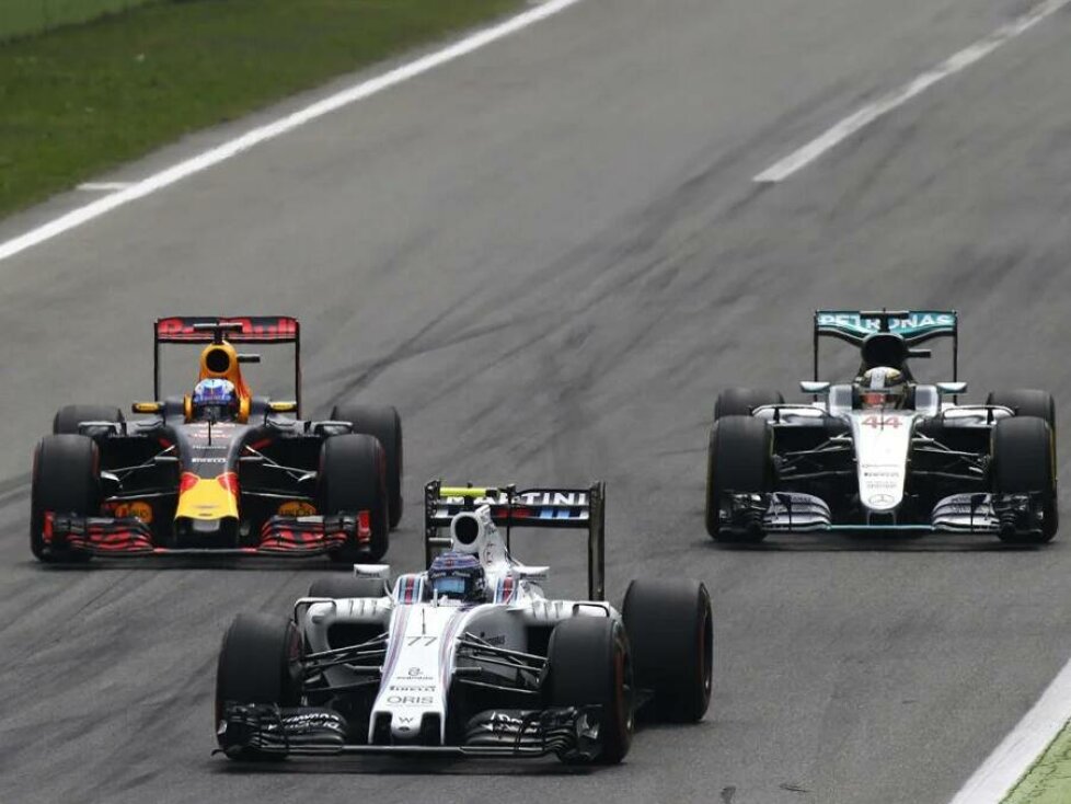 Valtteri Bottas, Daniel Ricciardo, Lewis Hamilton