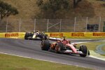 Charles Leclerc (Ferrari) und Max Verstappen (Red Bull) 