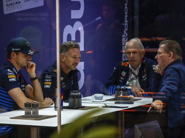 Red Bulls Zentrum der Macht: Horner, Marko und die Verstappens Red Bulls Zentrum der Macht: Horner, Marko und die Verstappens