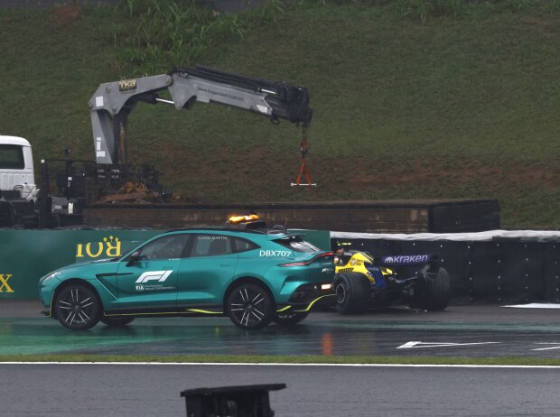 Wie Schumi 2003: Abflug in Kurve drei für Williams-Rookie Colapinto Wie Schumi 2003: Abflug in Kurve drei für Williams-Rookie Colapinto