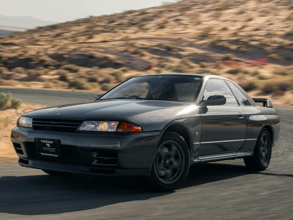 Nissan Skyline R32 GT-R