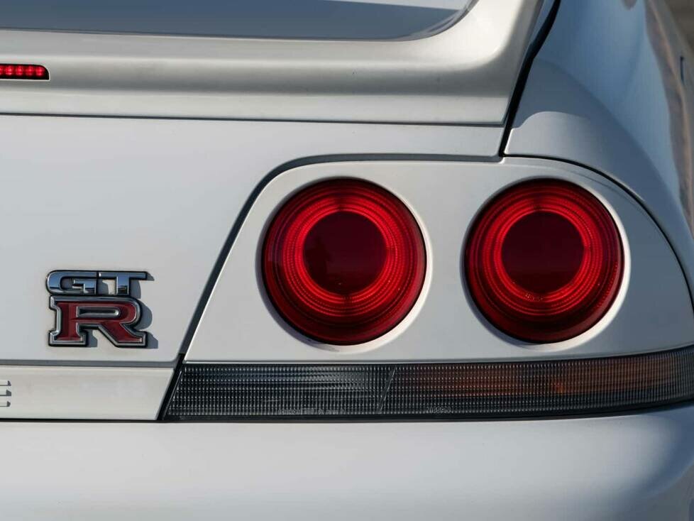 Nissan Skyline R33 GT-R