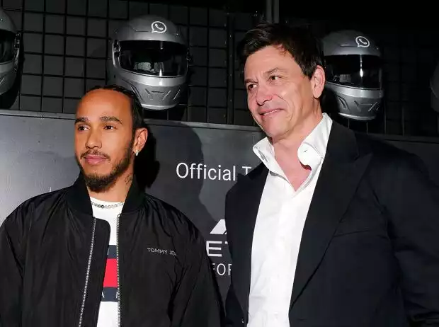 Lewis Hamilton, Toto Wolff Titel-Bild zur News: Lewis Hamilton, Toto Wolff