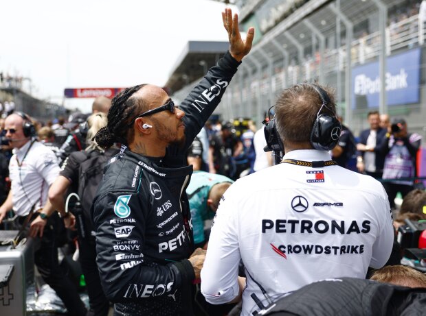 Lewis Hamilton findet: Wer Formel 1 fahren will, der muss ganz einfach fit sein Lewis Hamilton findet: Wer Formel 1 fahren will, der muss ganz einfach fit sein
