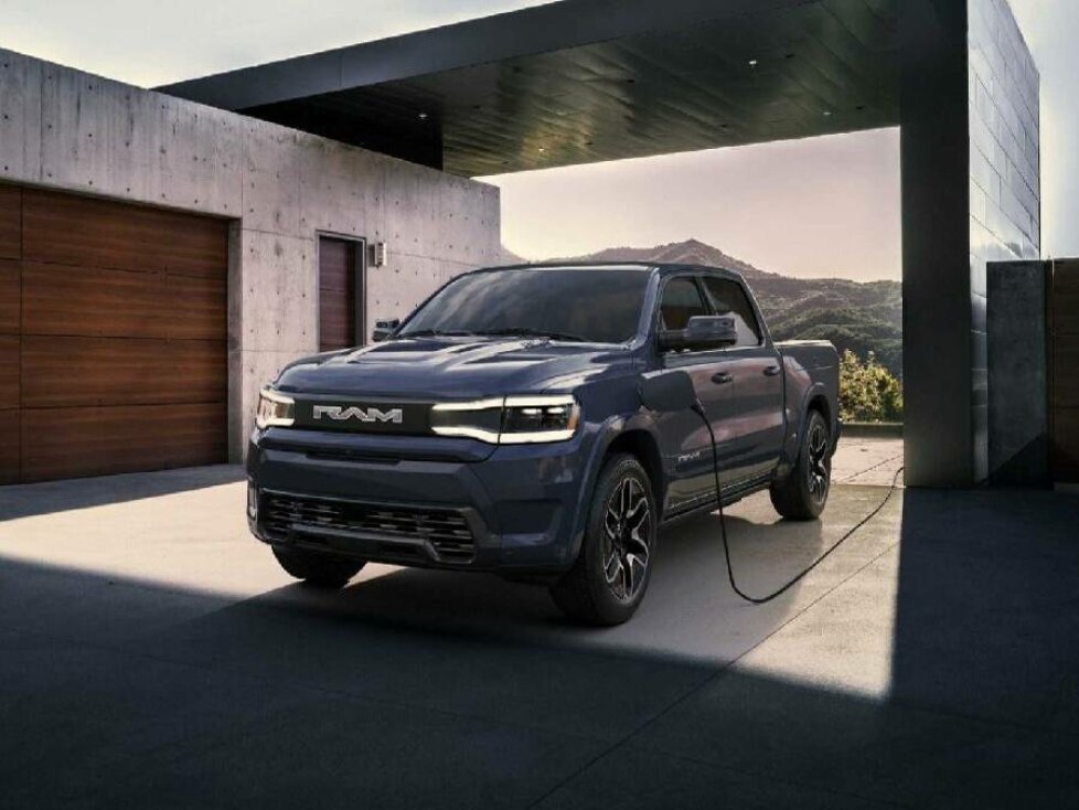 Der auf STLA Frame basierende Ram 1500 REV soll ab Anfang 2025 bei den Händlern stehen