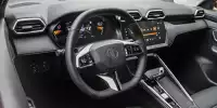 MG ZS Hybrid+ (2024): Der Innenraum des China-SUV