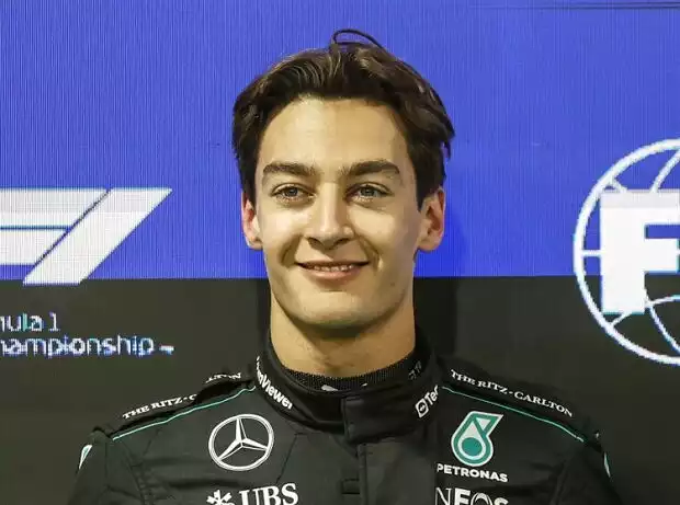 George Russell jubelt über seine Poleposition in Las Vegas Titel-Bild zur News: George Russell jubelt über seine Poleposition in Las Vegas
