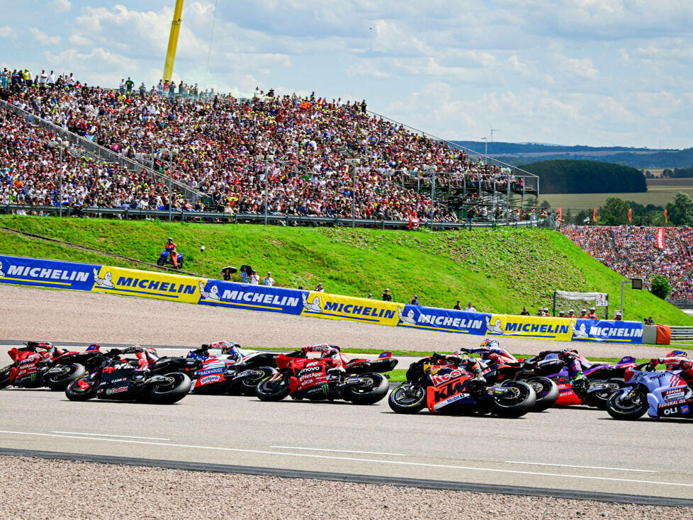 Start zum MotoGP-Sprint auf dem Sachsenring in Deutschland 2024
