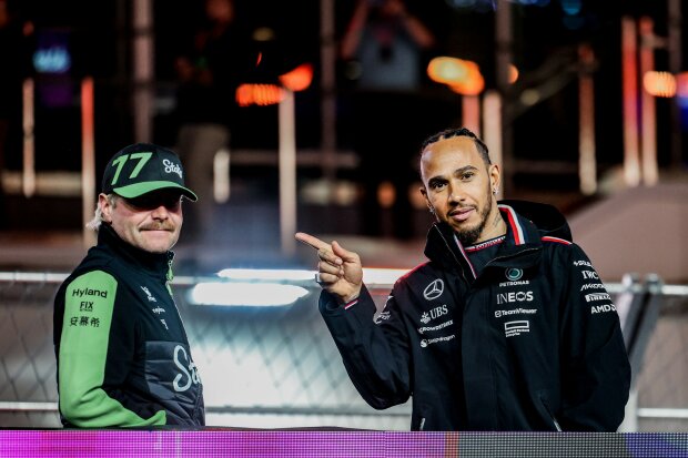 Lewis Hamilton Valtteri Bottas Mercedes Mercedes F1Sauber Sauber F1 ~Lewis Hamilton (Mercedes) und Valtteri Bottas (Sauber) ~ Lewis Hamilton Valtteri Bottas Mercedes Mercedes F1Sauber Sauber F1 ~Lewis Hamilton (Mercedes) und Valtteri Bottas (Sauber) ~