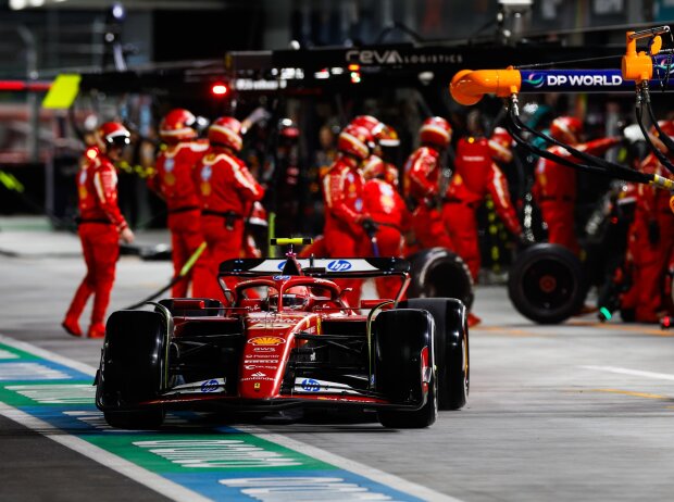 Sainz konnte das Timing der Boxenstopps bei Ferrari nicht nachvollziehen Sainz konnte das Timing der Boxenstopps bei Ferrari nicht nachvollziehen