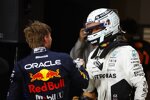 George Russell (Mercedes) und Max Verstappen (Red Bull) 