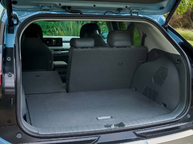 Kia EV3: Ziemlich topfebener Ladeboden Kia EV3: Ziemlich topfebener Ladeboden